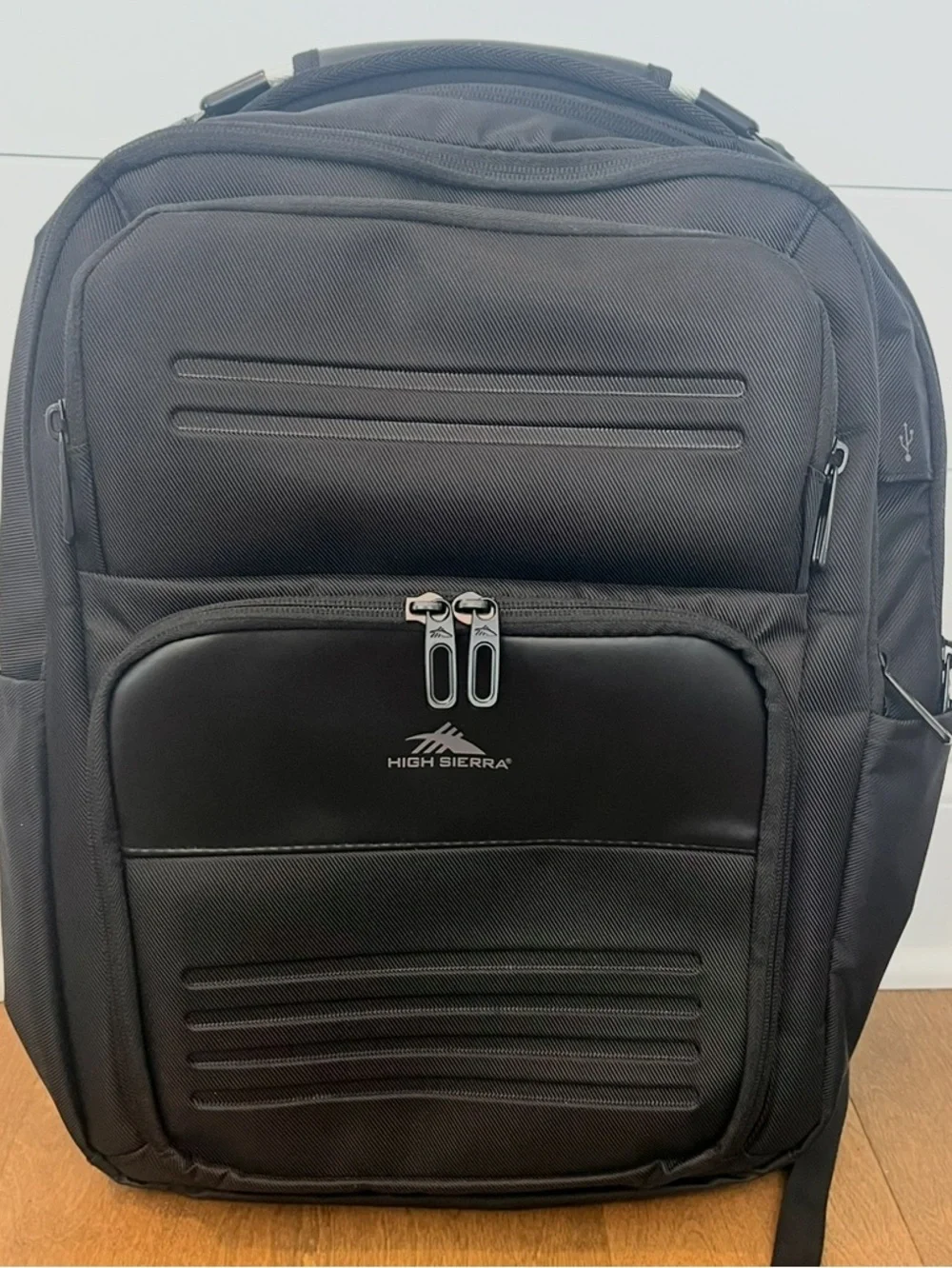 High Sierra: Laptop Backpack w/ USB Connectivity & Adjustable Straps